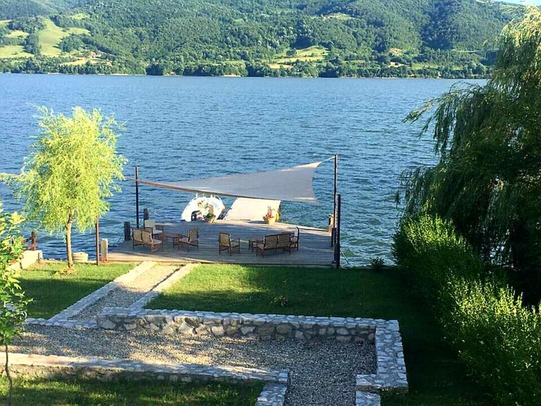 Pensiunea Casa Mircea & Restaurant Ieşelniţa Zewnętrze zdjęcie